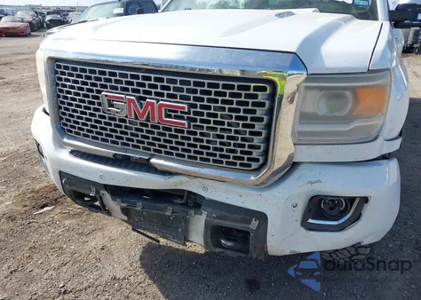 2015 GMC Sierra 3500Hd Denali z USA, uszkodzony, nr VIN 1GT424E81FF150979